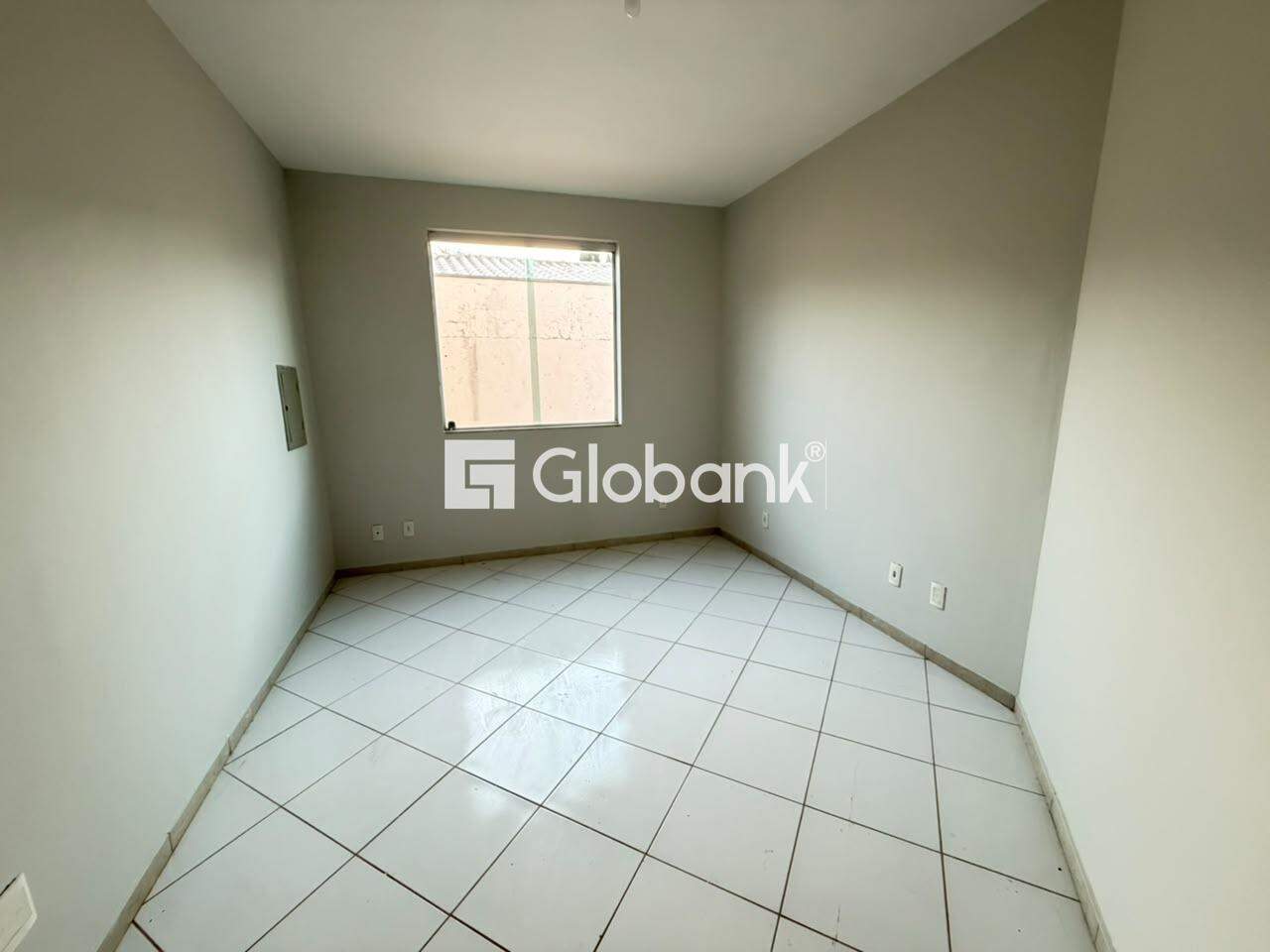 Casa 4 quartos para aluguel Barcelona Park 160m² Montes Claros MG: