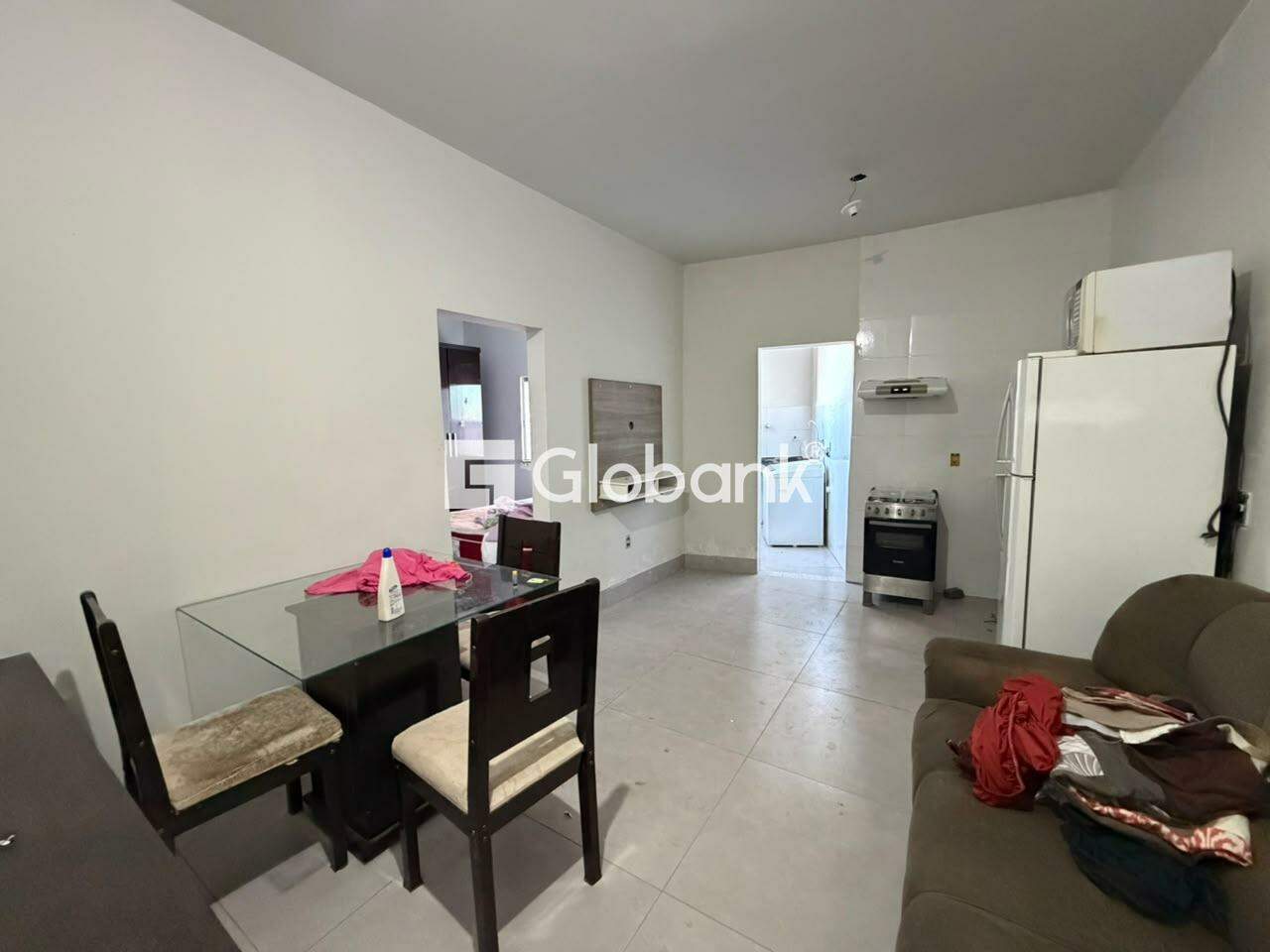 Kitnet 1 quarto para aluguel Morrinhos 30m² Montes Claros MG:
