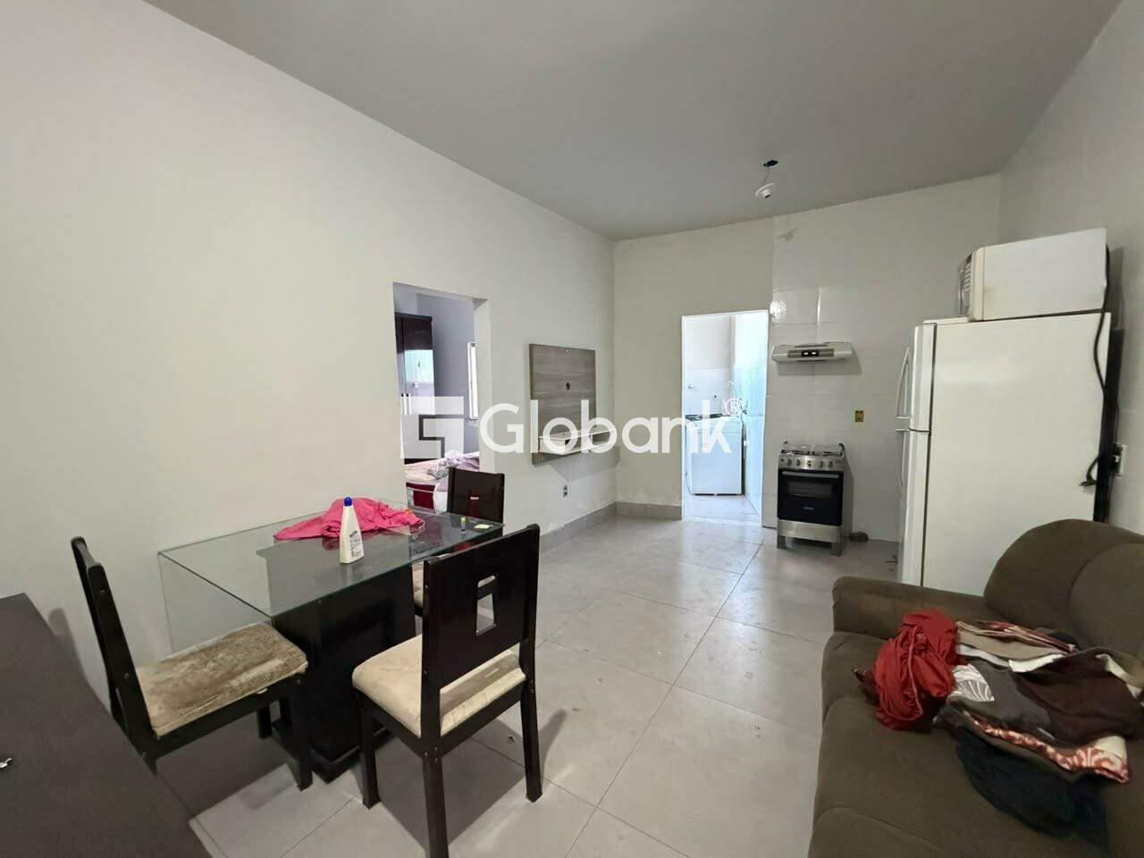 Kitnet 1 quarto para aluguel Morrinhos 30m² Montes Claros MG:
