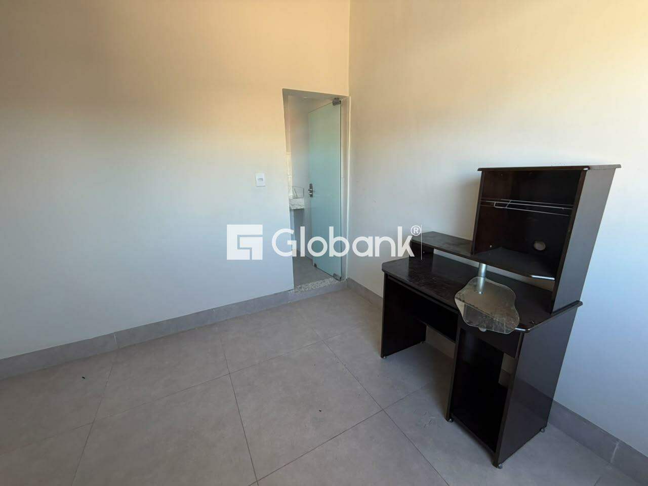 Kitnet 1 quarto para aluguel Morrinhos 30m² Montes Claros MG: 