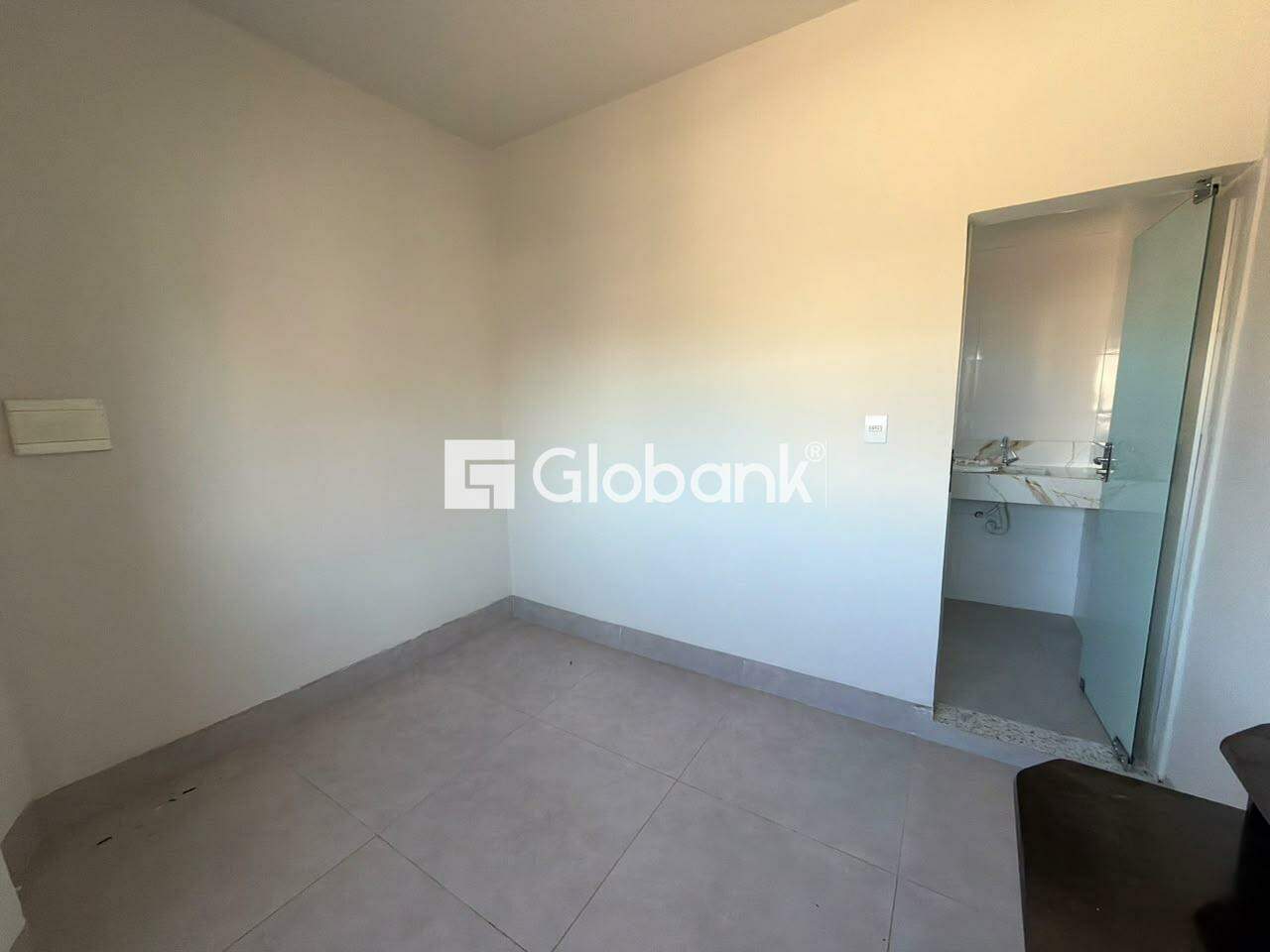 Kitnet 1 quarto para aluguel Morrinhos 30m² Montes Claros MG: 
