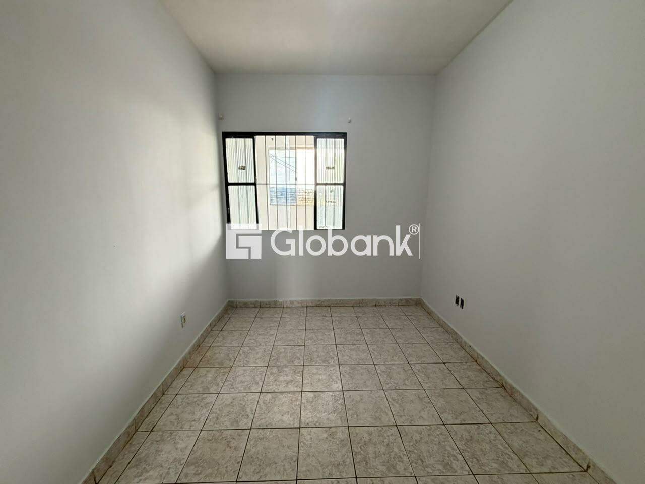 Casa 4 quartos para aluguel São Judas Tadeu 90m² Montes Claros MG: