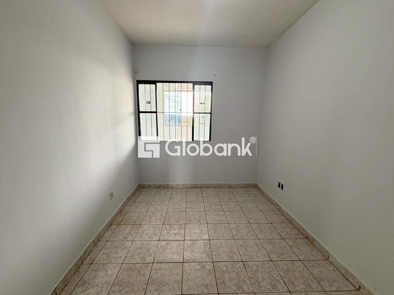 Casa 4 quartos para aluguel São Judas Tadeu 90m² Montes Claros MG: