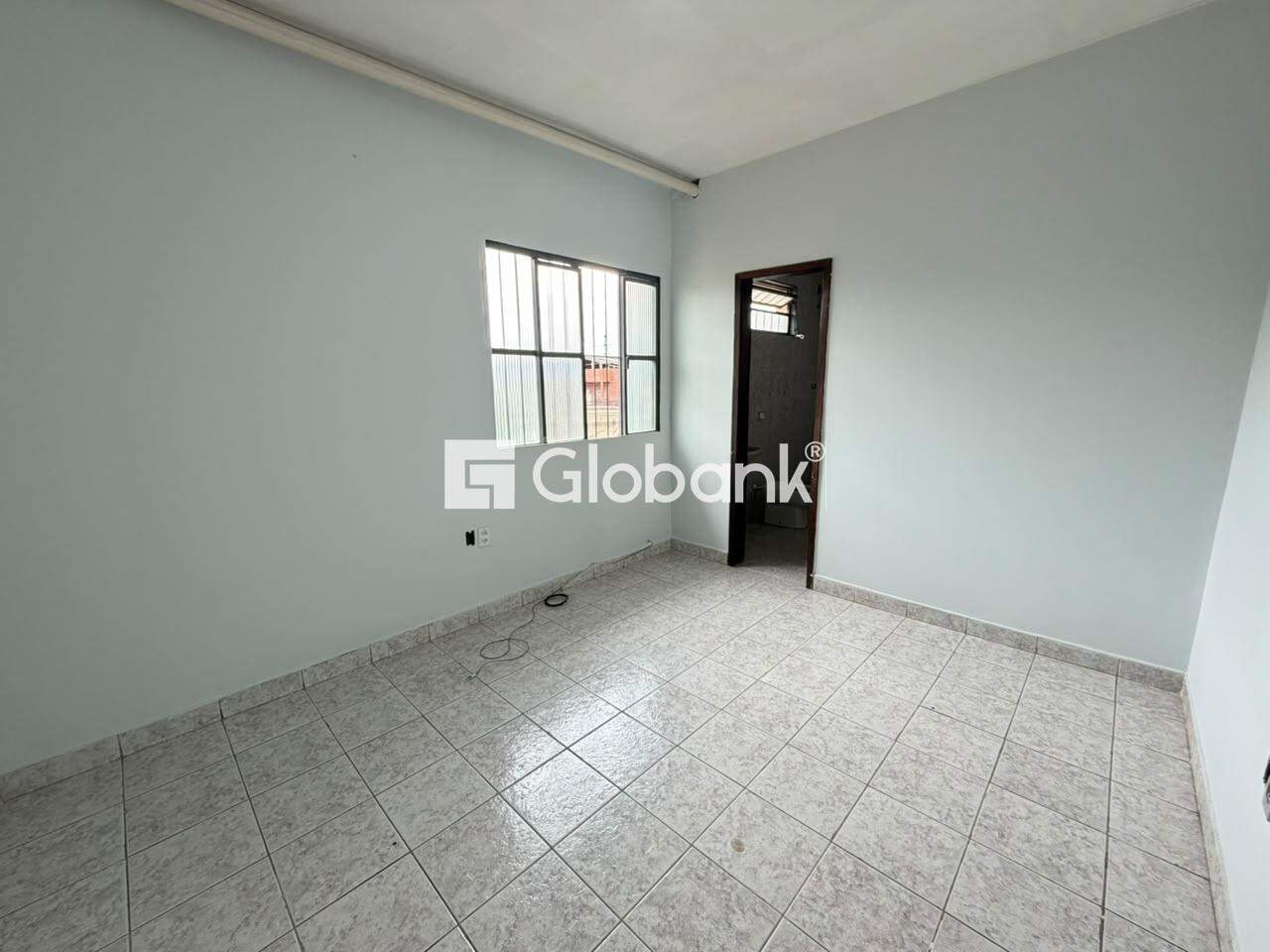 Casa 4 quartos para aluguel São Judas Tadeu 90m² Montes Claros MG: