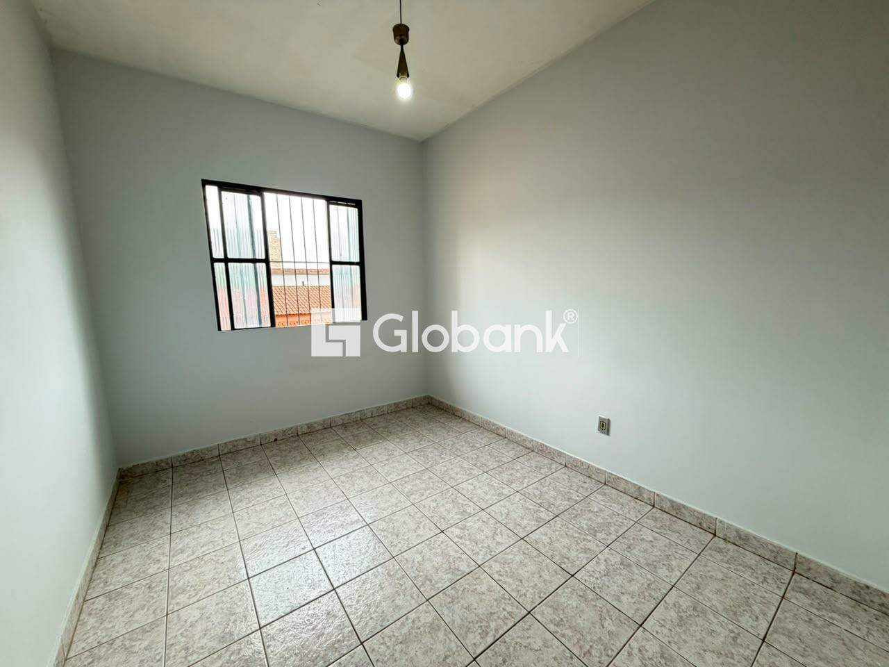 Casa 4 quartos para aluguel São Judas Tadeu 90m² Montes Claros MG: