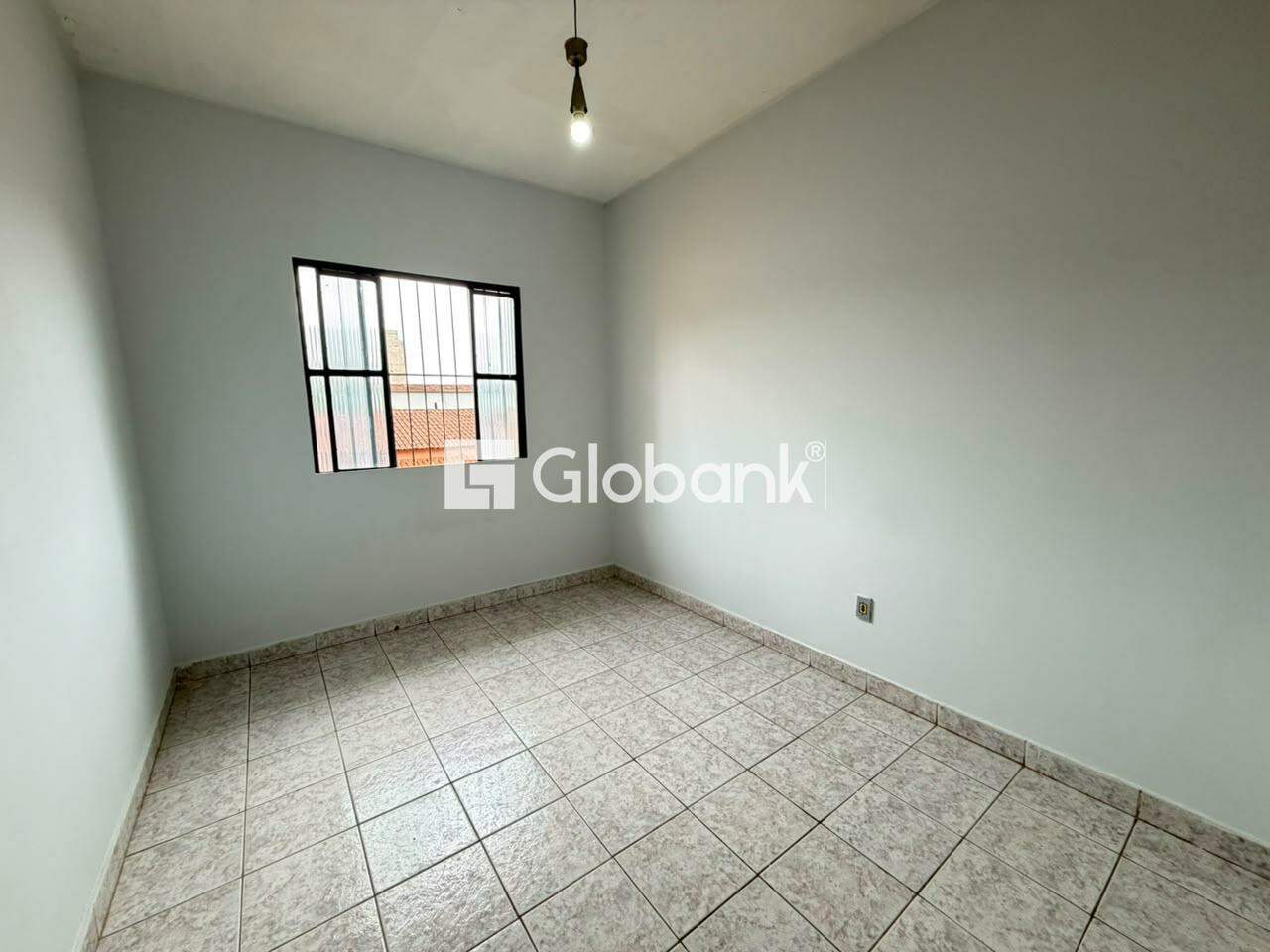 Casa 4 quartos para aluguel São Judas Tadeu 90m² Montes Claros MG: