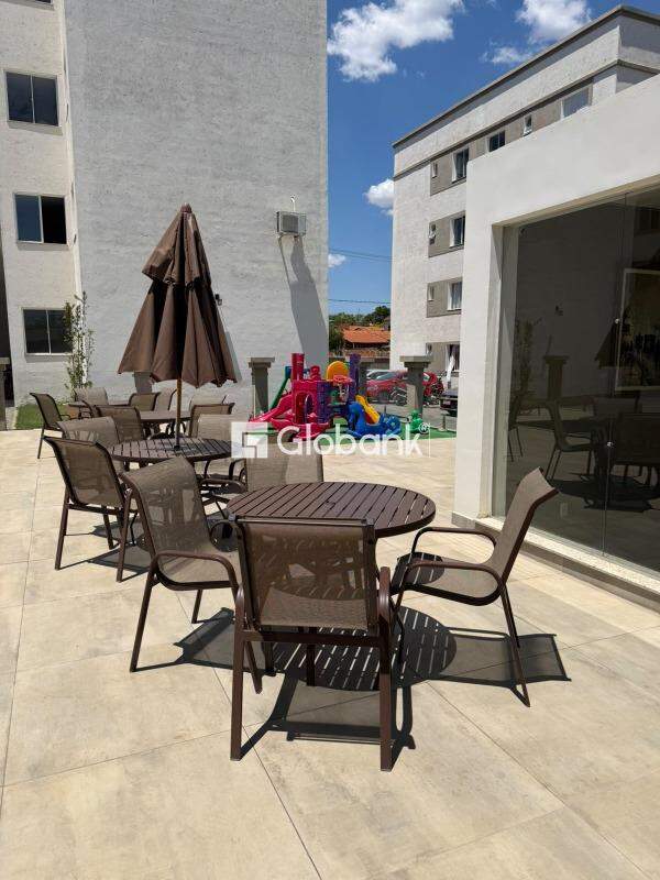 Apartamento 2 quartos para aluguel Universitário 50m² Montes Claros MG: 