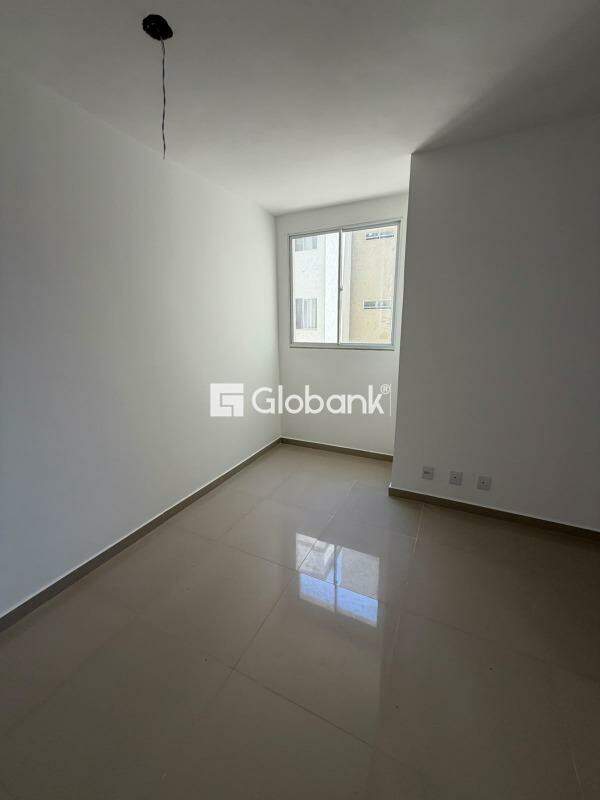 Apartamento 2 quartos para aluguel Universitário 50m² Montes Claros MG: 