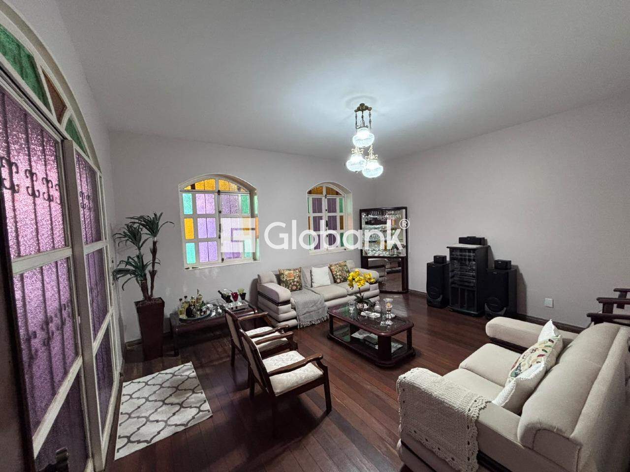 Casa 4 quartos à venda Todos os Santos 350m² Montes Claros MG: 