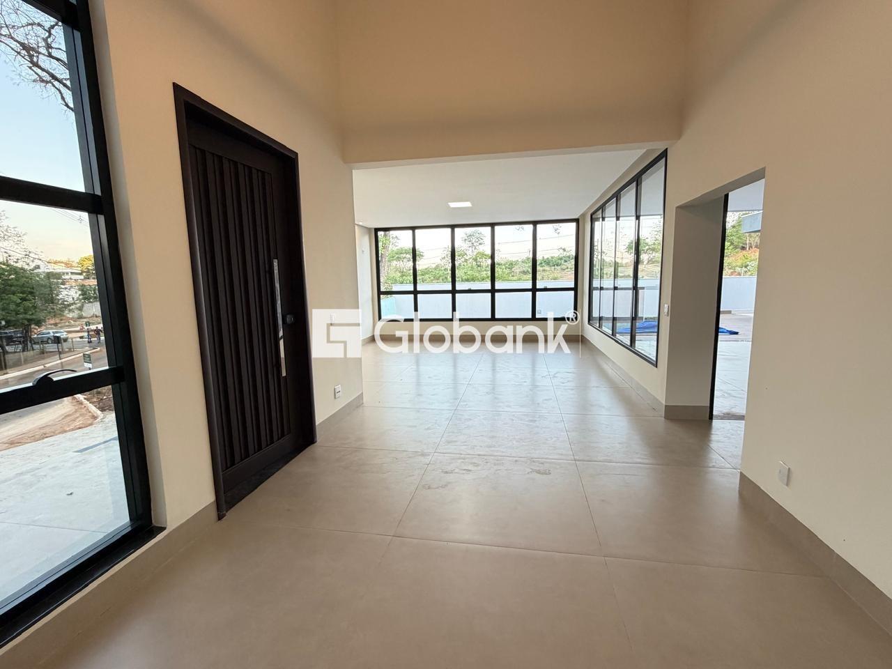 Casa 4 quartos à venda Ibituruna 308m² Montes Claros MG: 