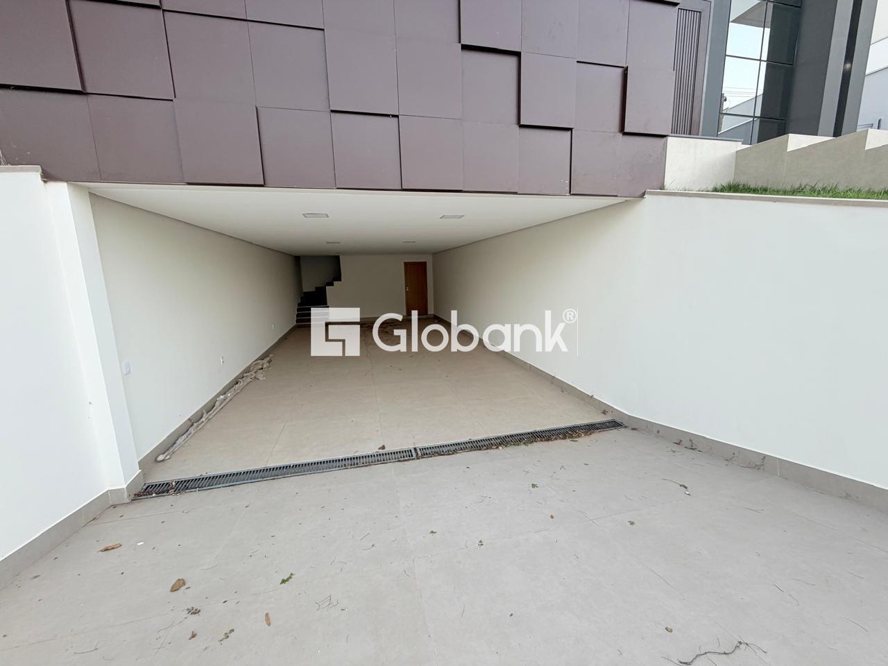 Casa 4 quartos à venda Ibituruna 308m² Montes Claros MG: 