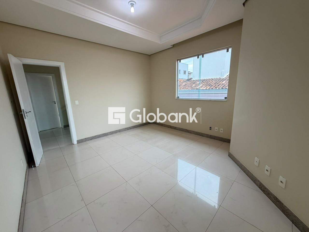 Casa 6 quartos para aluguel Ibituruna 230m² Montes Claros MG: 