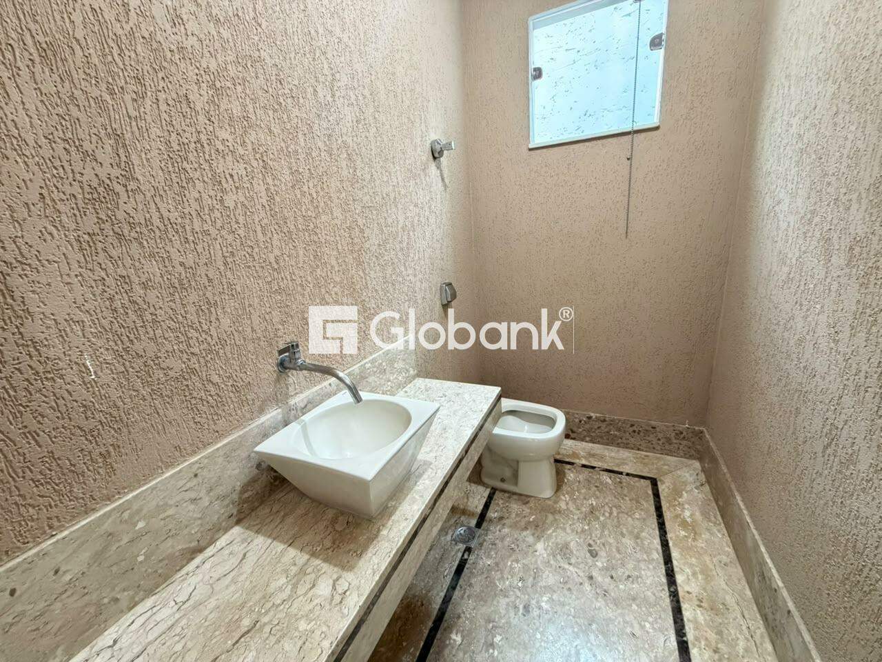 Casa 6 quartos para aluguel Ibituruna 230m² Montes Claros MG: 