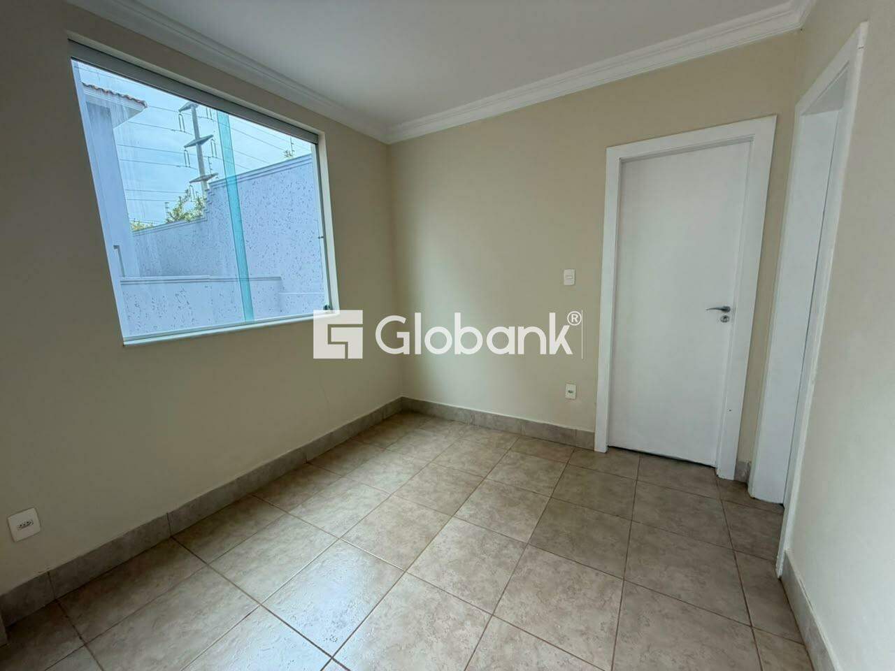Casa 6 quartos para aluguel Ibituruna 230m² Montes Claros MG: 