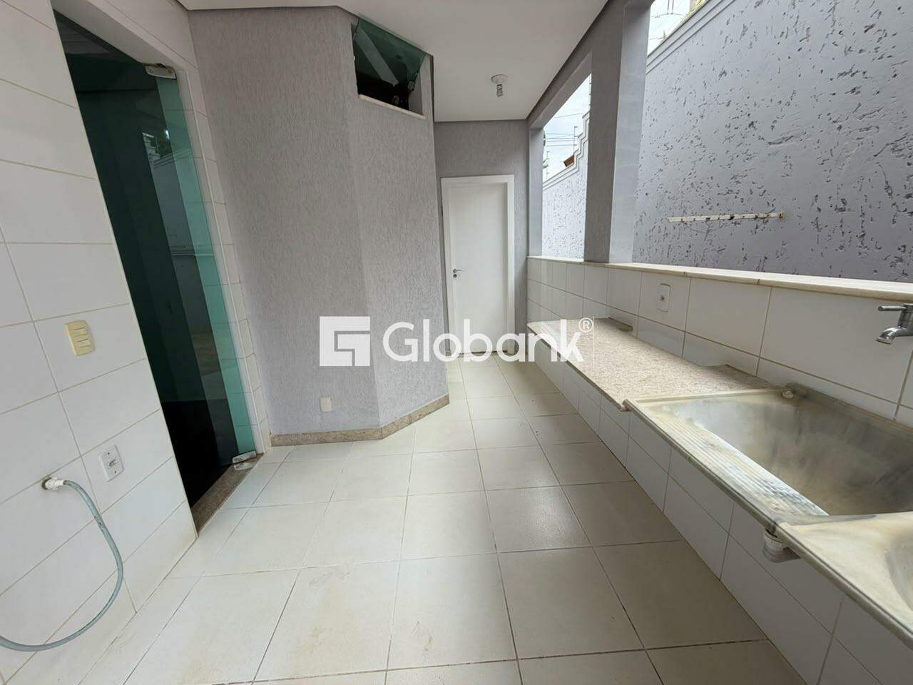 Casa 6 quartos para aluguel Ibituruna 230m² Montes Claros MG: 