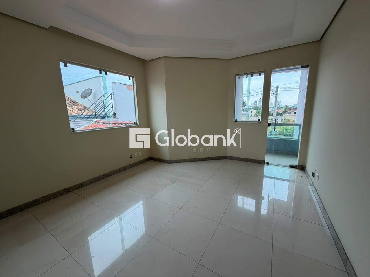 Casa 6 quartos para aluguel Ibituruna 230m² Montes Claros MG: 