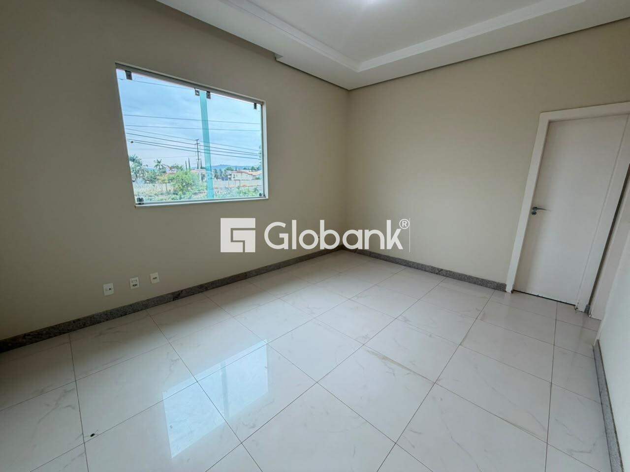 Casa 6 quartos para aluguel Ibituruna 230m² Montes Claros MG: 
