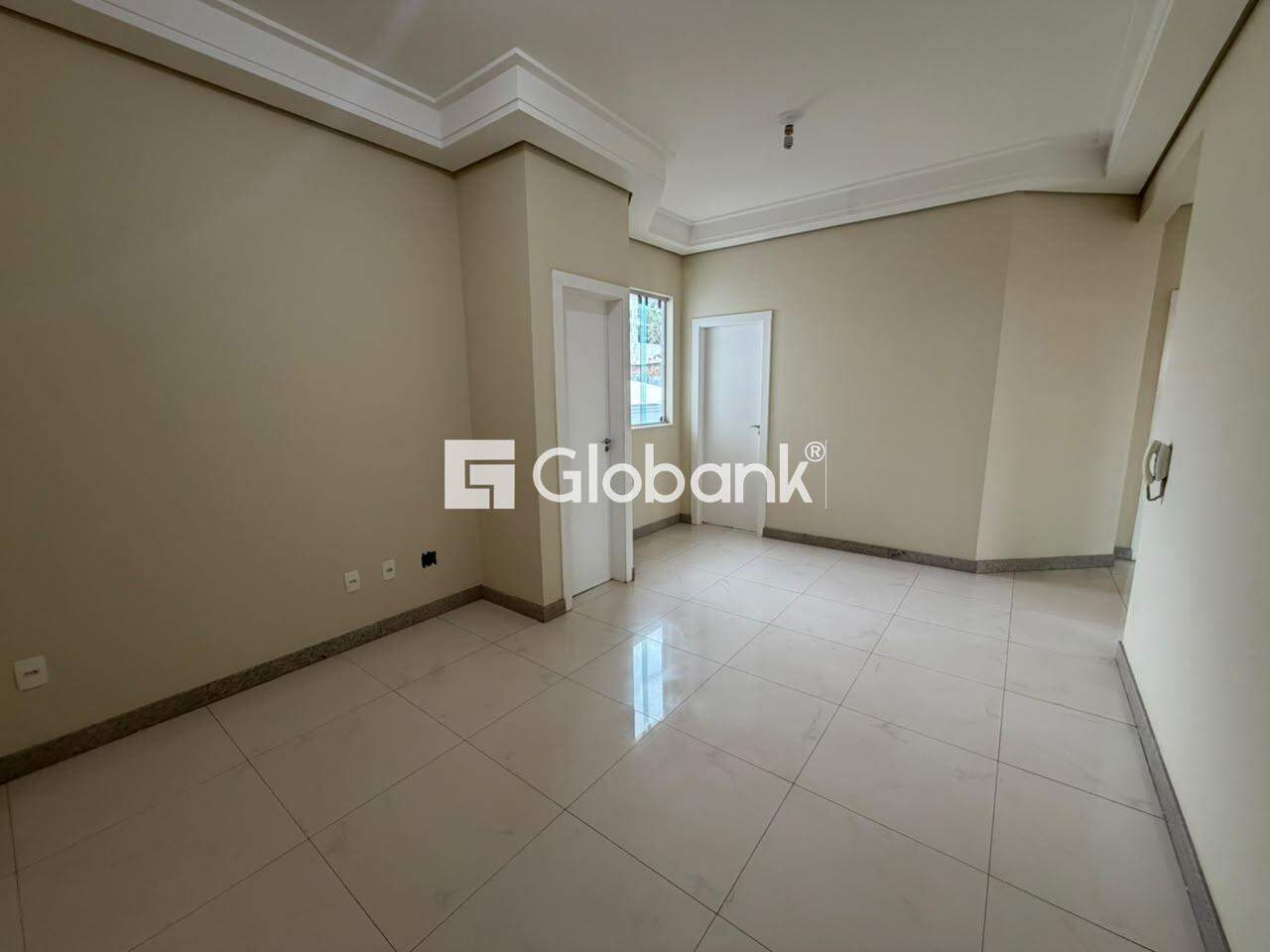 Casa 6 quartos para aluguel Ibituruna 230m² Montes Claros MG: 