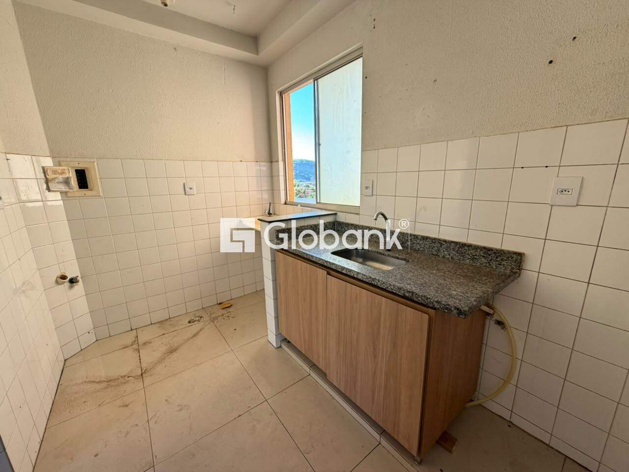 Apartamento 3 quartos para aluguel Ibituruna 70m² Montes Claros MG: 
