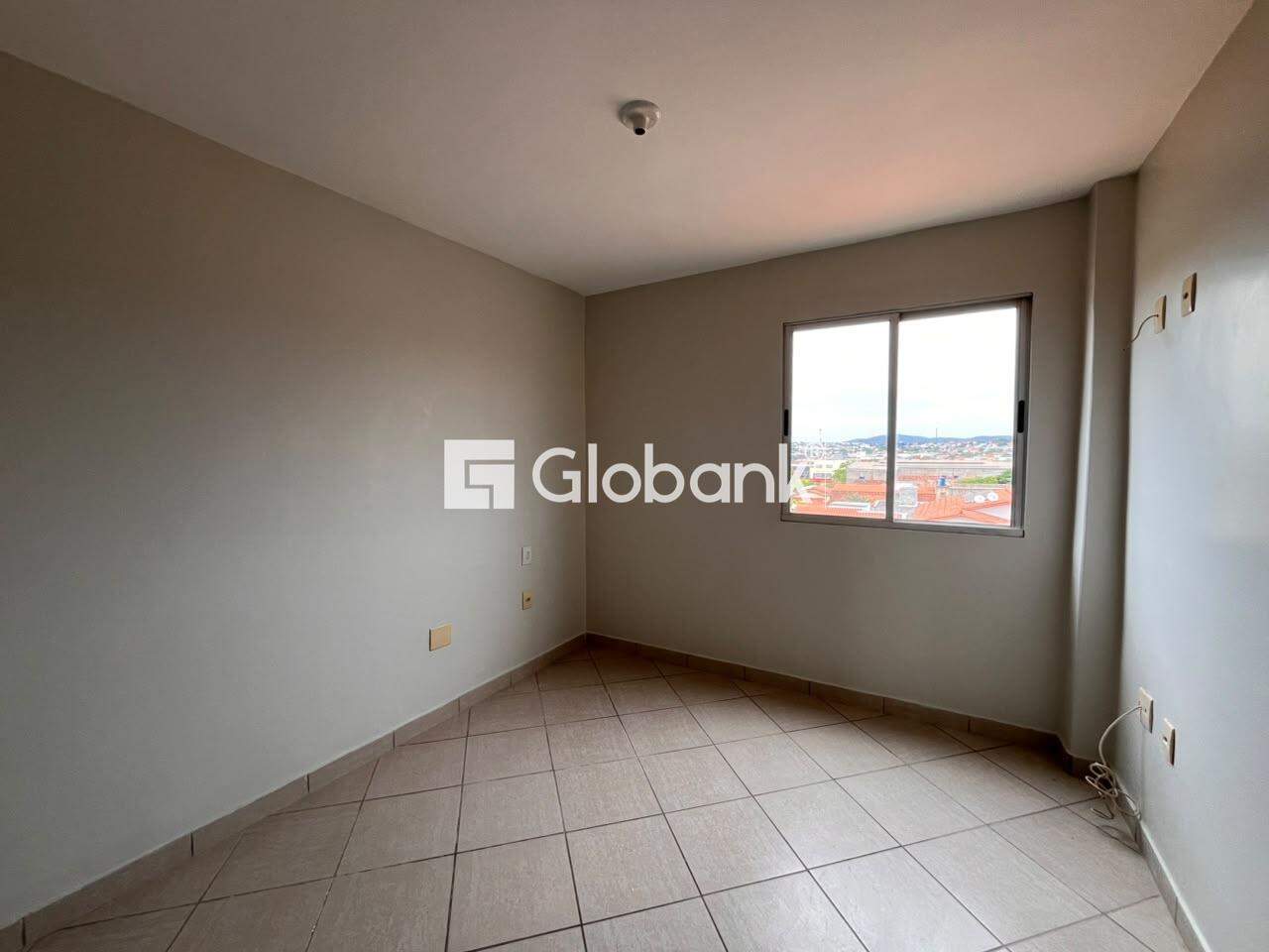 Apartamento 3 quartos para aluguel Major Prates 90m² Montes Claros MG: