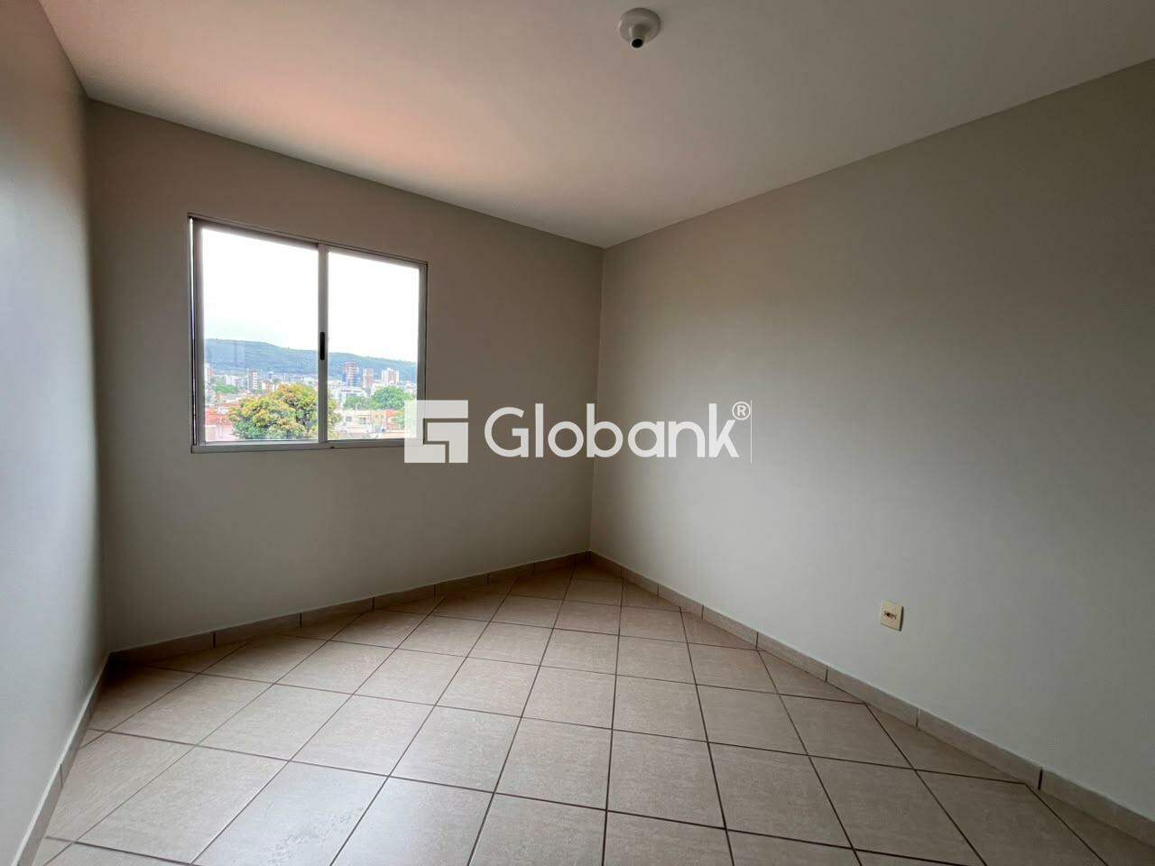 Apartamento 3 quartos para aluguel Major Prates 90m² Montes Claros MG: