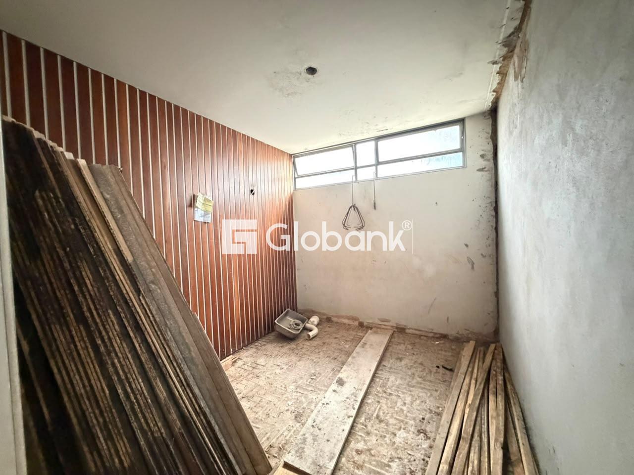 Casa 3 quartos à venda Centro 250m² Montes Claros MG: