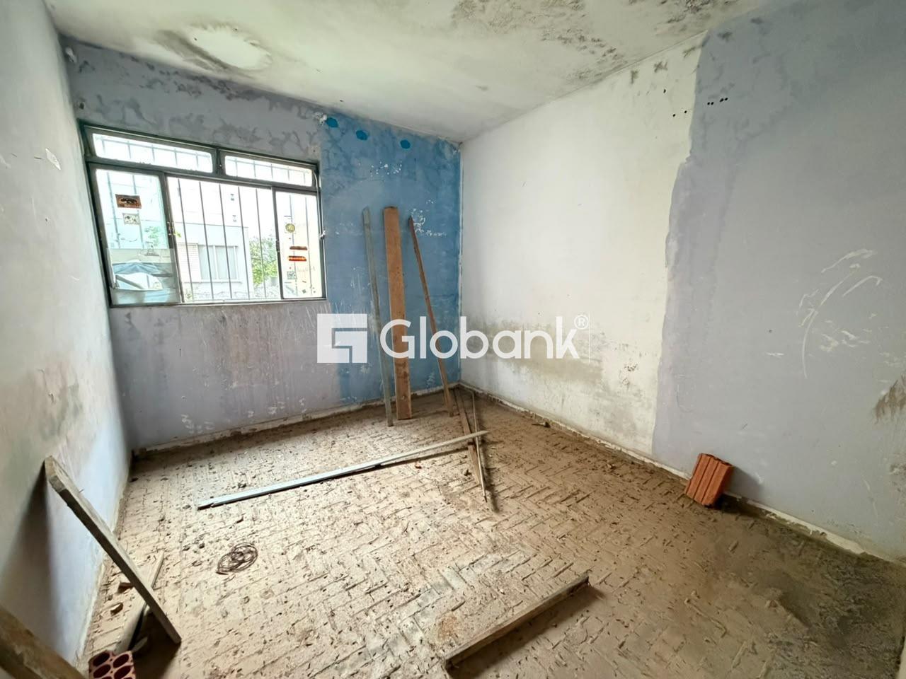 Casa 3 quartos à venda Centro 250m² Montes Claros MG: