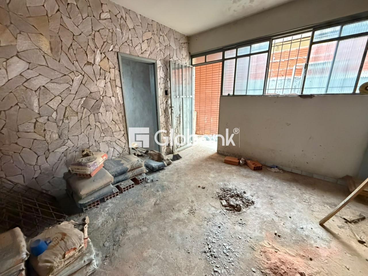 Casa 3 quartos à venda Centro 250m² Montes Claros MG: