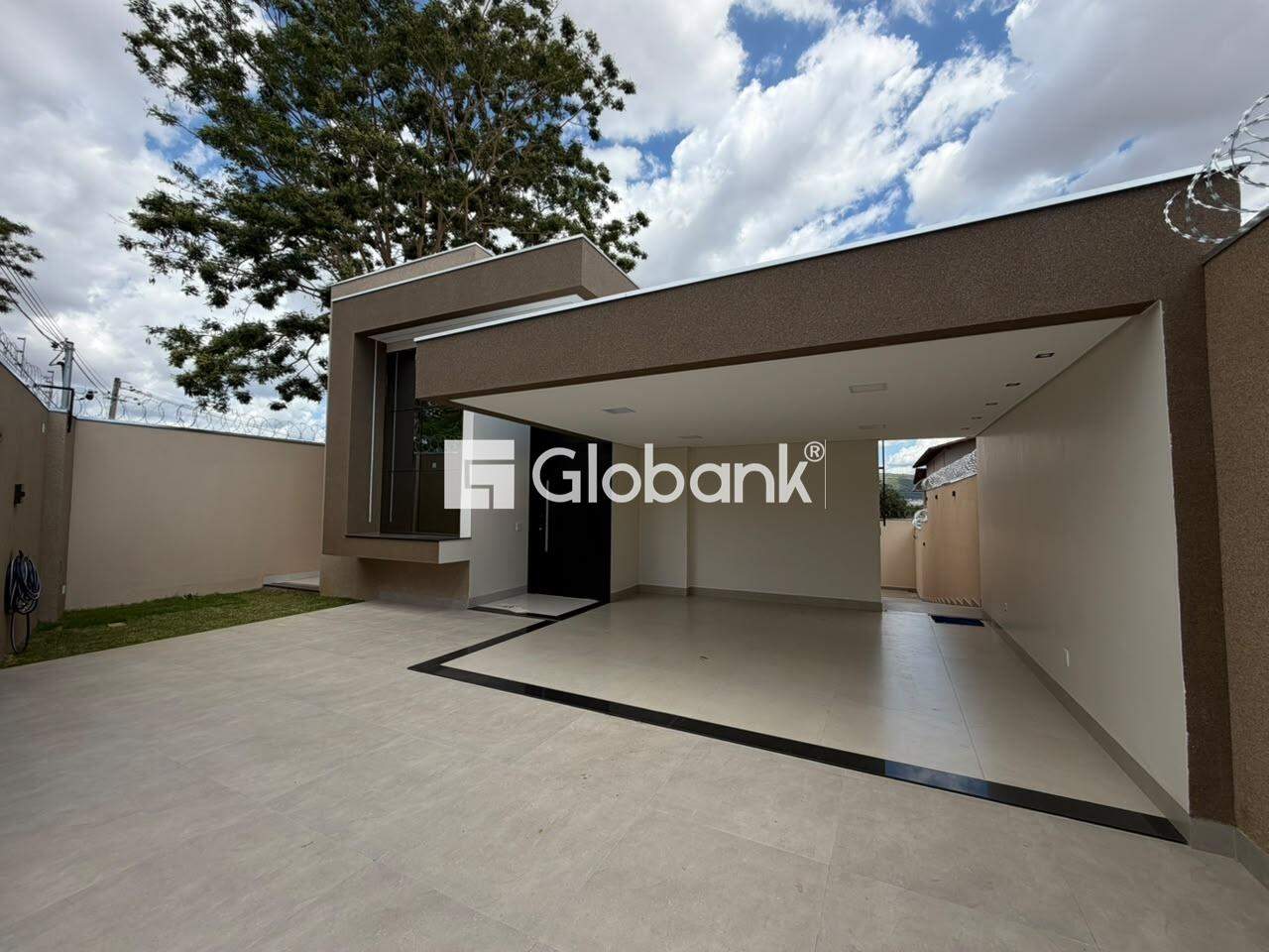 Casa 3 quartos à venda Morada da Serra 130m² Montes Claros MG: