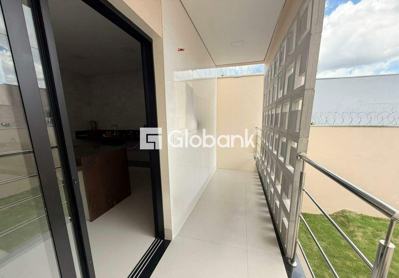 Casa 3 quartos à venda Morada da Serra 130m² Montes Claros MG: 