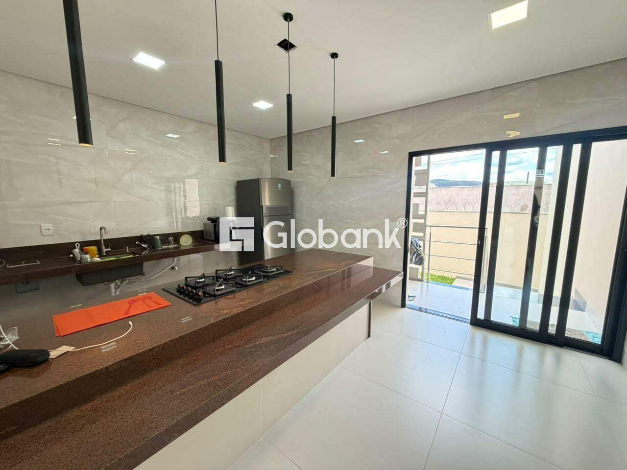 Casa 3 quartos à venda Morada da Serra 130m² Montes Claros MG: