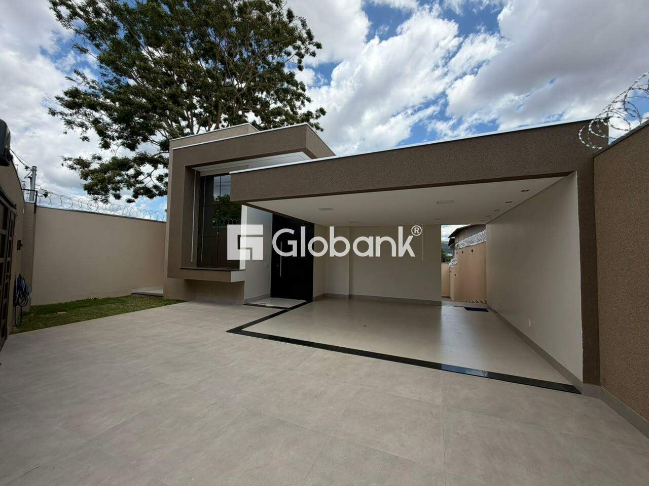Casa 3 quartos à venda Morada da Serra 130m² Montes Claros MG: 