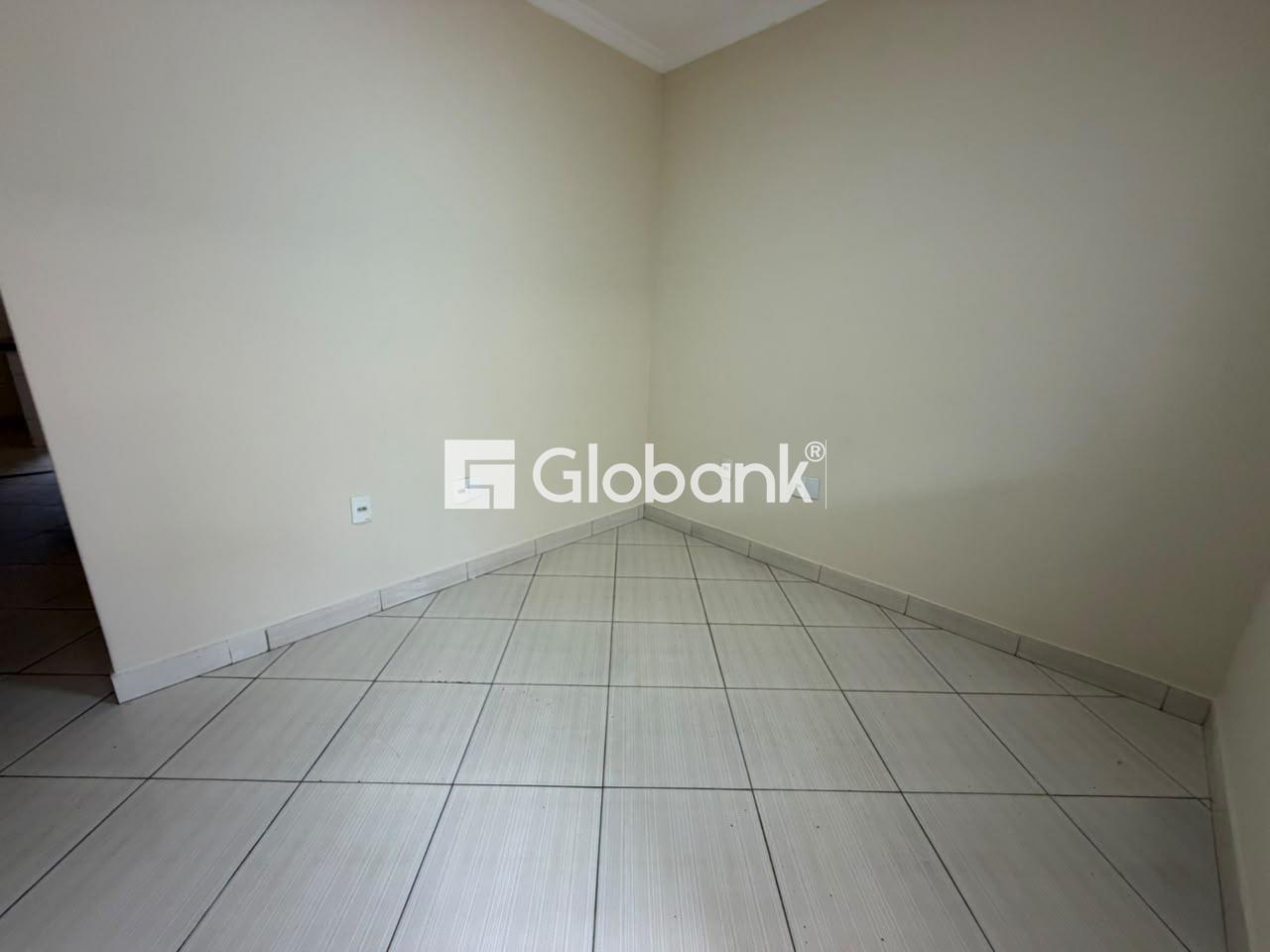 Casa 3 quartos para aluguel Augusta Mota 110m² Montes Claros MG: 