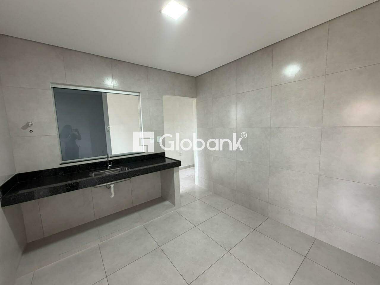 Casa 3 quartos para aluguel Dona Gregória 80m² Montes Claros MG: