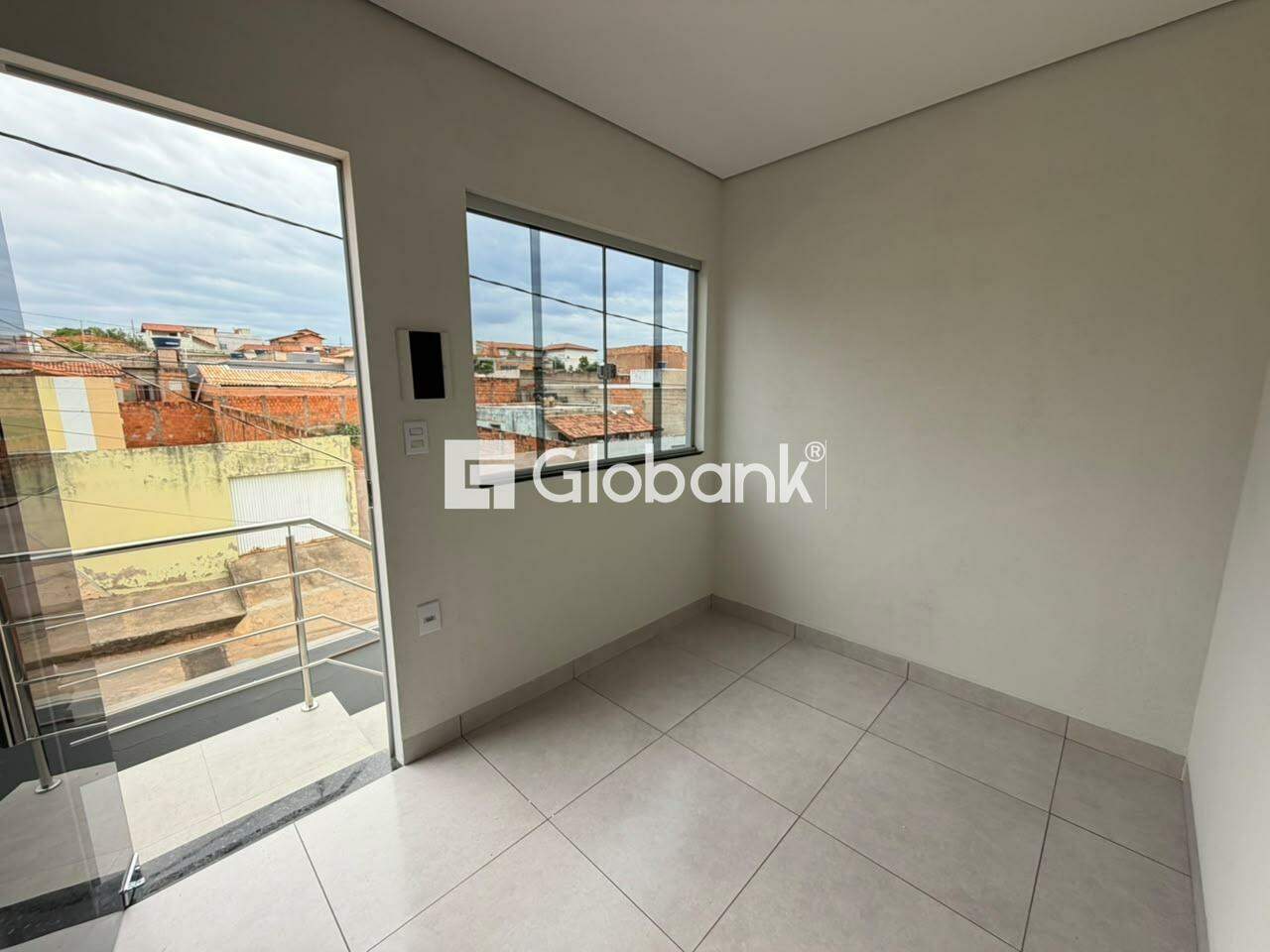 Casa 3 quartos para aluguel Dona Gregória 80m² Montes Claros MG: