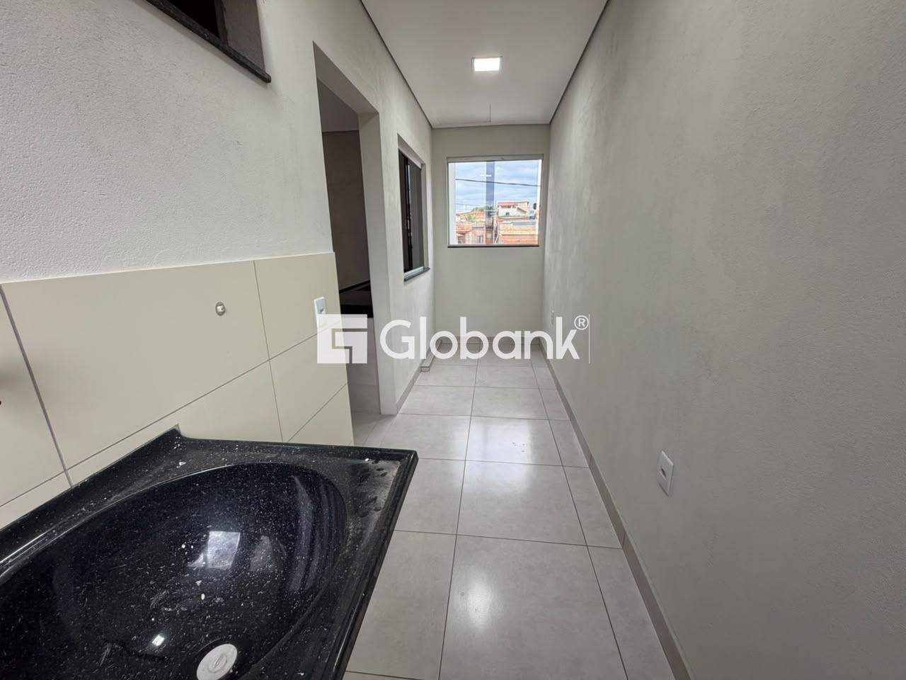 Casa 3 quartos para aluguel Dona Gregória 80m² Montes Claros MG: