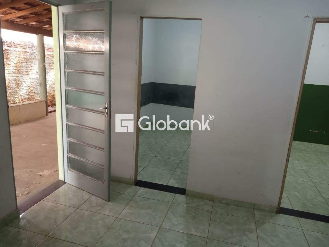 Casa 4 quartos à venda Maracanã 150m² Montes Claros MG: 