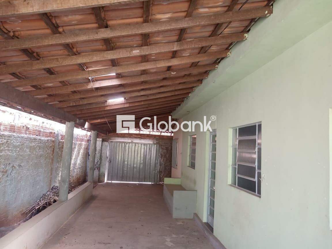 Casa 4 quartos à venda Maracanã 150m² Montes Claros MG: 