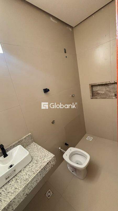 Casa 3 quartos à venda Jardim Olímpico 62m² Montes Claros MG: 
