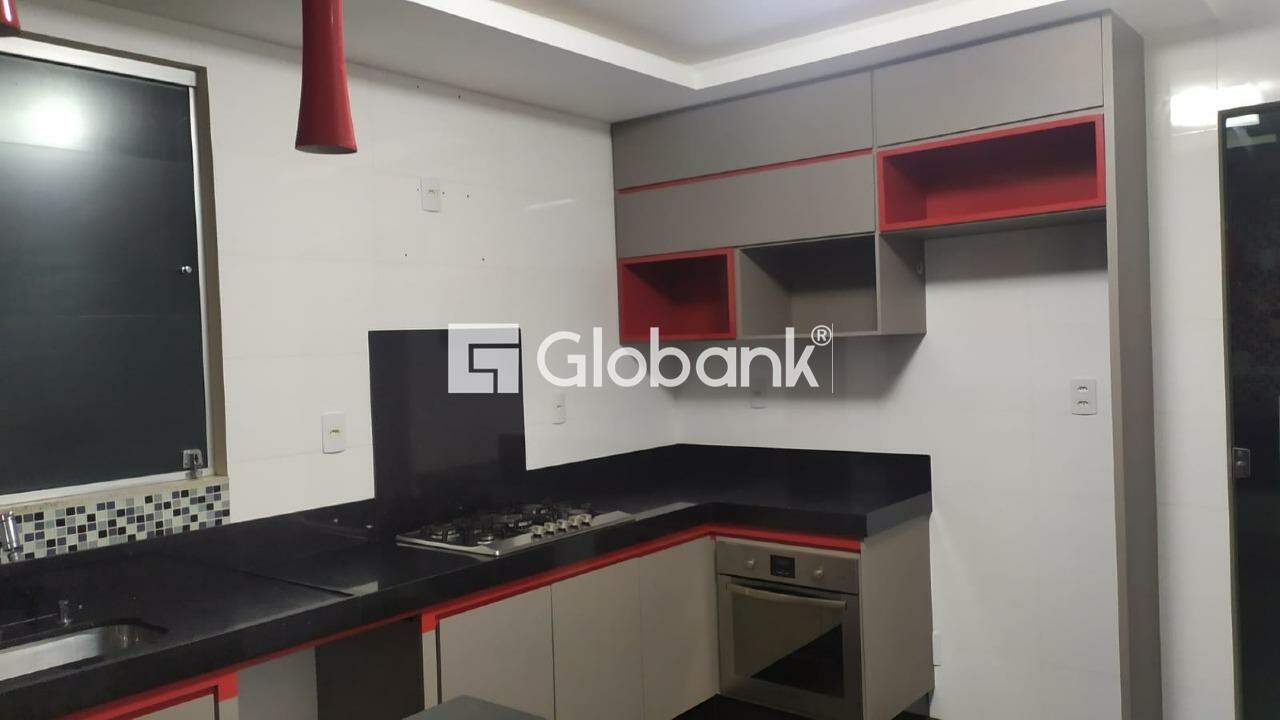 Casa 4 quartos à venda Alcides Rabelo 136,5m² Montes Claros MG: 