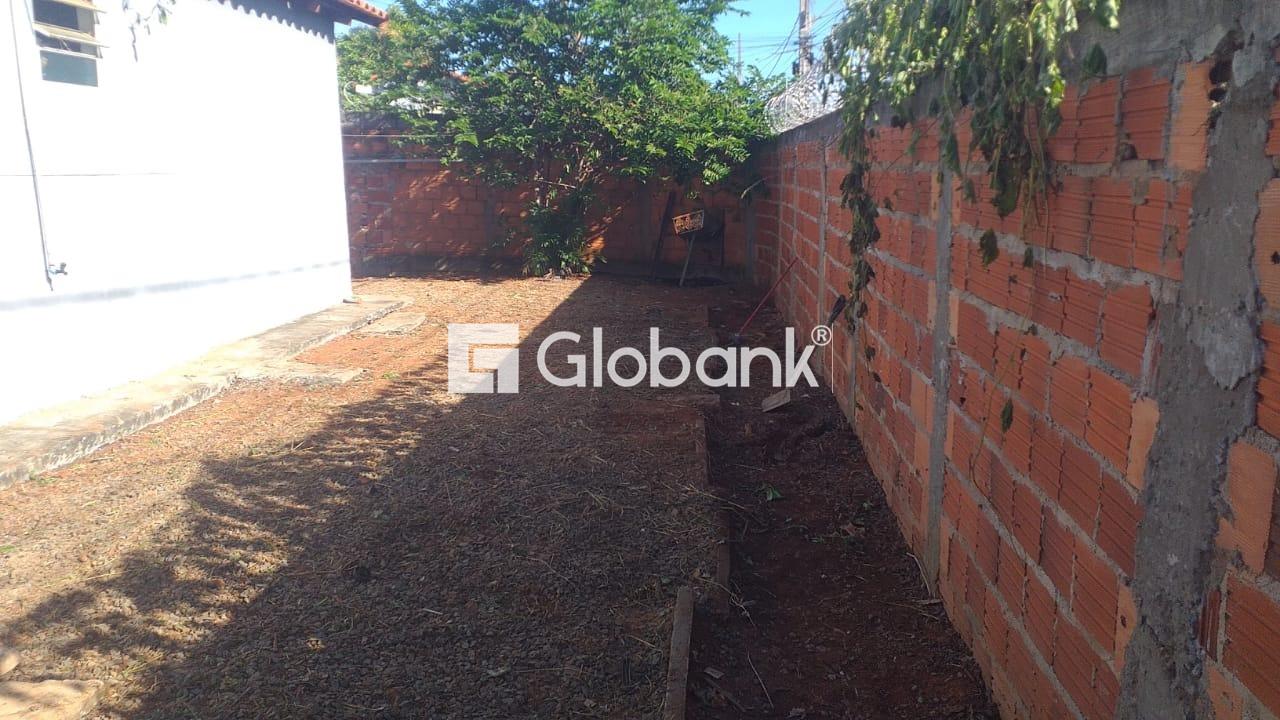 Casa 2 quartos à venda Residencial Monte Sião 42m² Montes Claros MG: