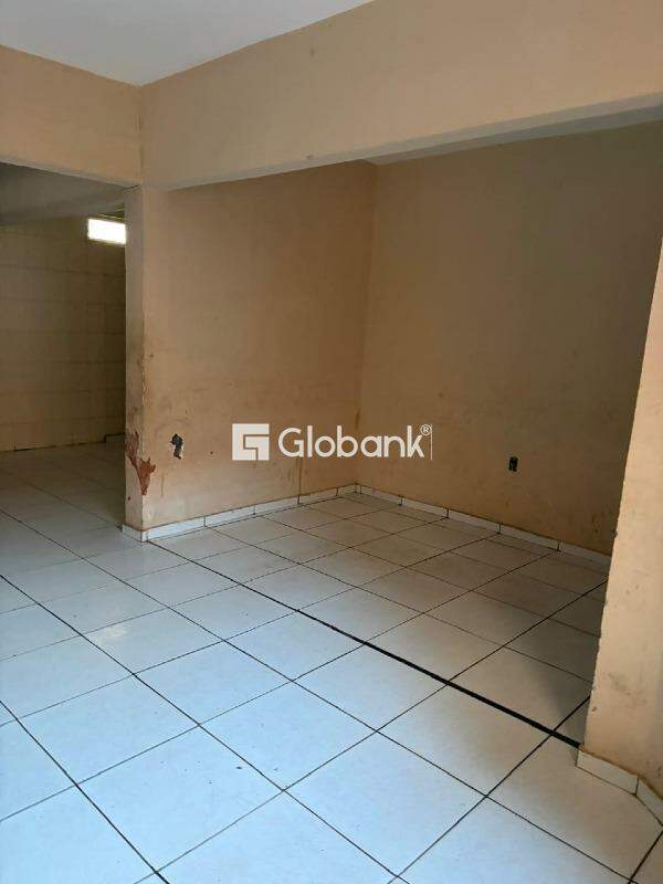 Casa 5 quartos à venda Alto São João 100m² Montes Claros MG: