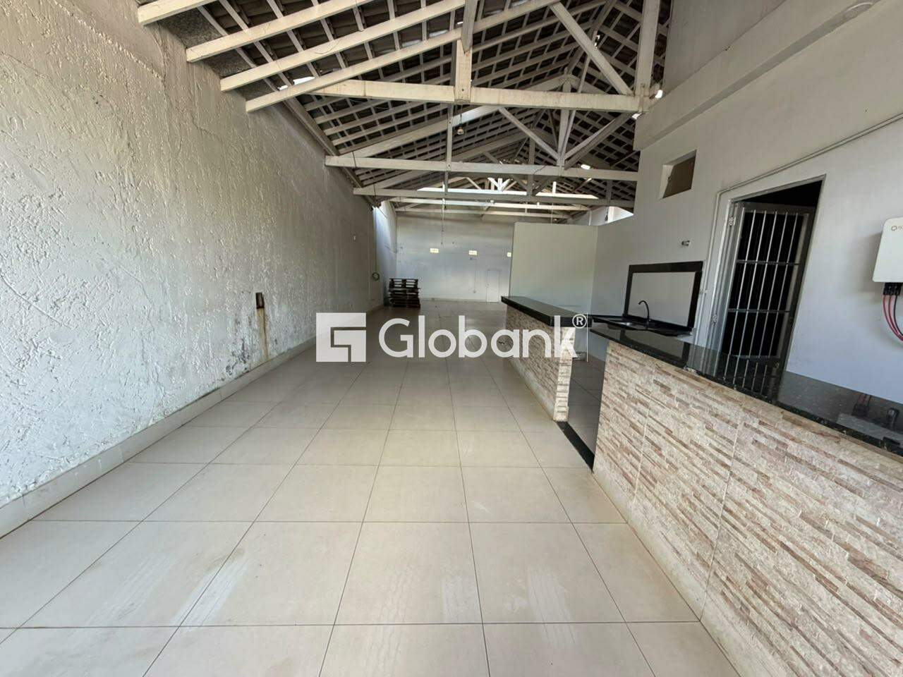 Galpão para aluguel Edgar Pereira 300m² Montes Claros MG: 