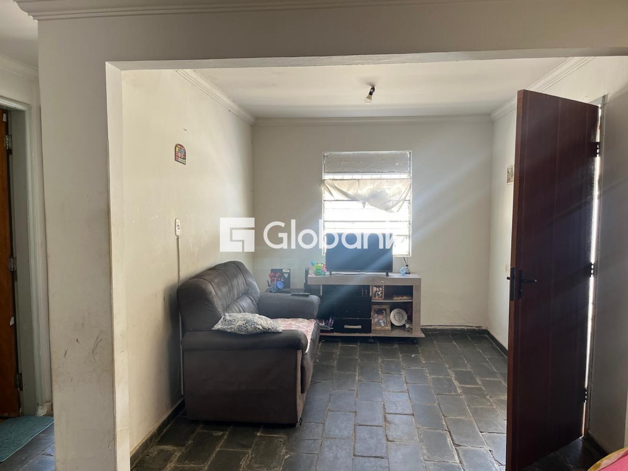 Casa 3 quartos à venda Conjunto Residencial JK 243m² Montes Claros MG: 