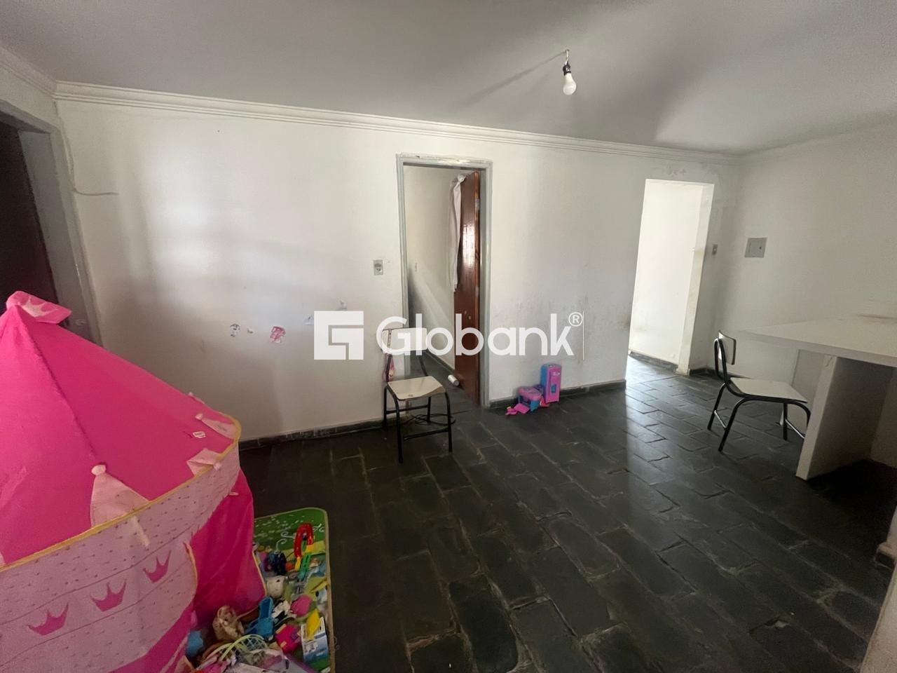 Casa 3 quartos à venda Conjunto Residencial JK 243m² Montes Claros MG: