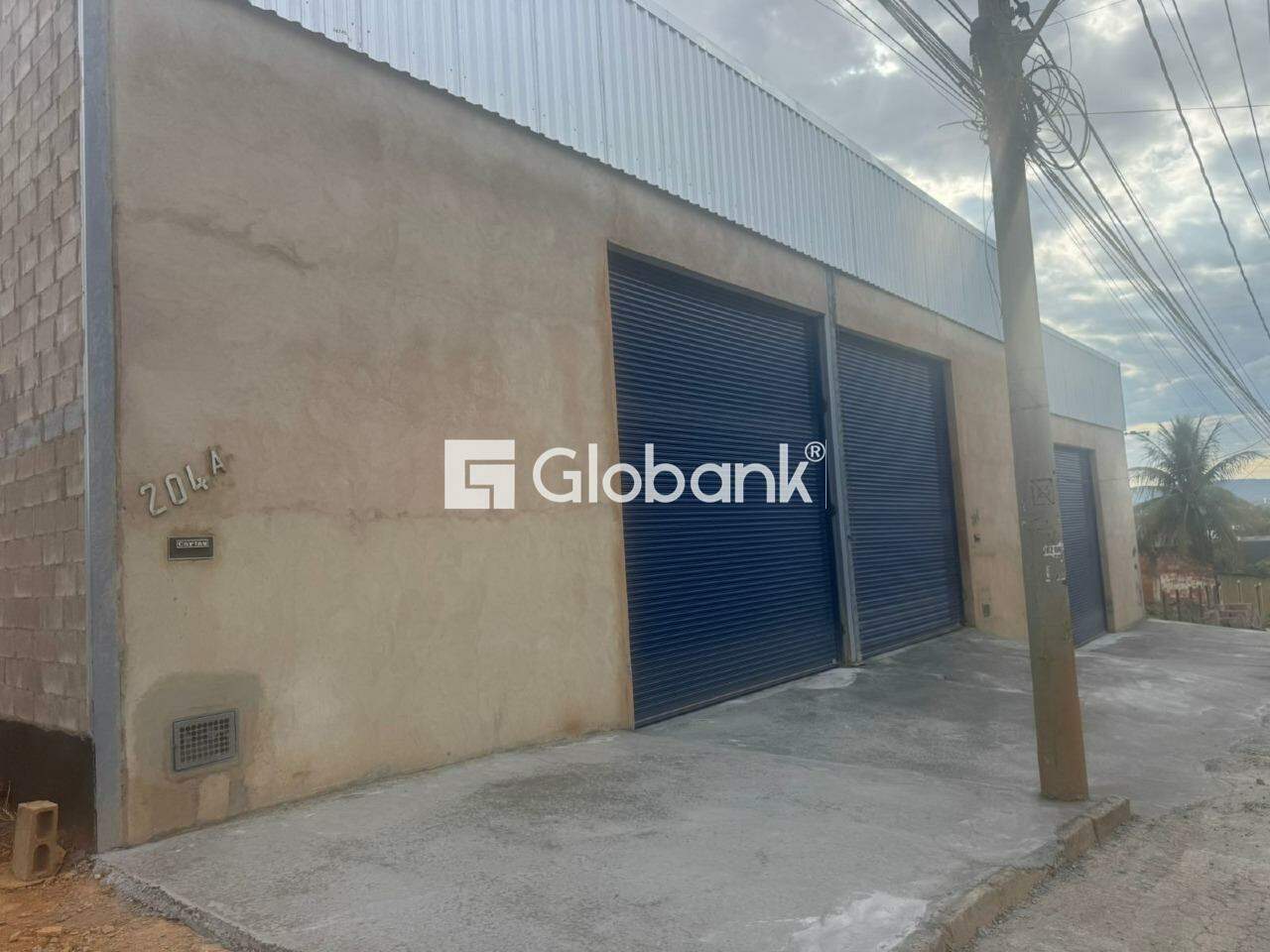 Galpão para aluguel Interlagos 300m² Montes Claros MG: 