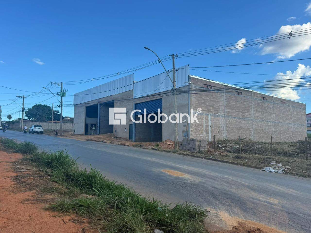 Galpão para aluguel Interlagos 300m² Montes Claros MG: 