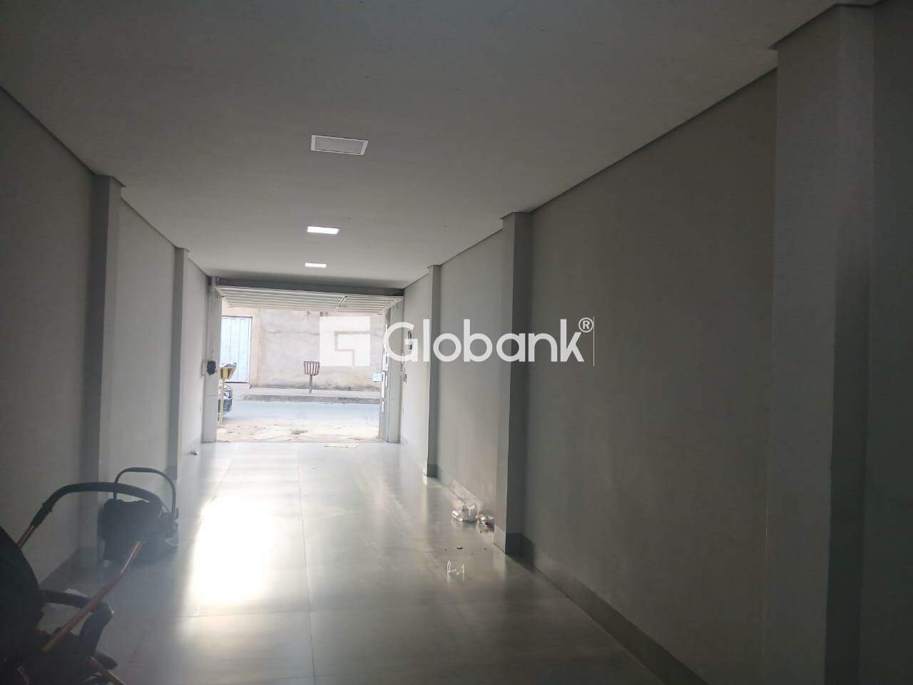 Casa 6 quartos à venda Nossa Senhora das Graças 400m² Montes Claros MG: