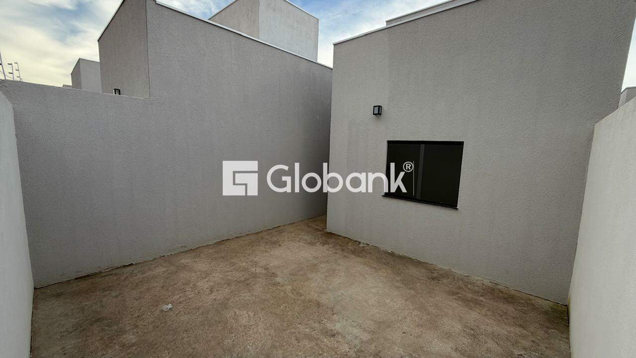 Casa 2 quartos à venda Vila Real 58,4m² Montes Claros MG: 