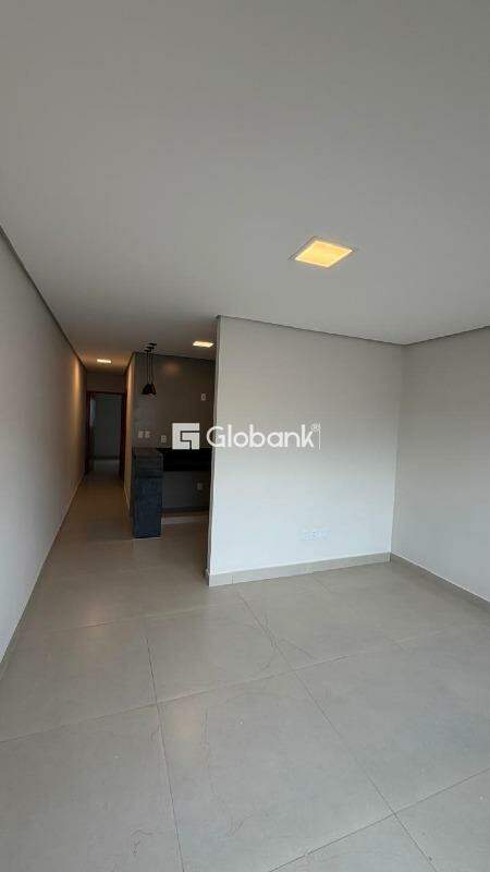 Casa 2 quartos à venda Vila Real 58,4m² Montes Claros MG: 